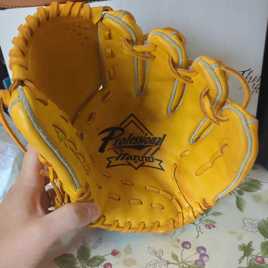 か*ず様 【大人用軟式野球グローブ】Mizuno Professional 斎藤