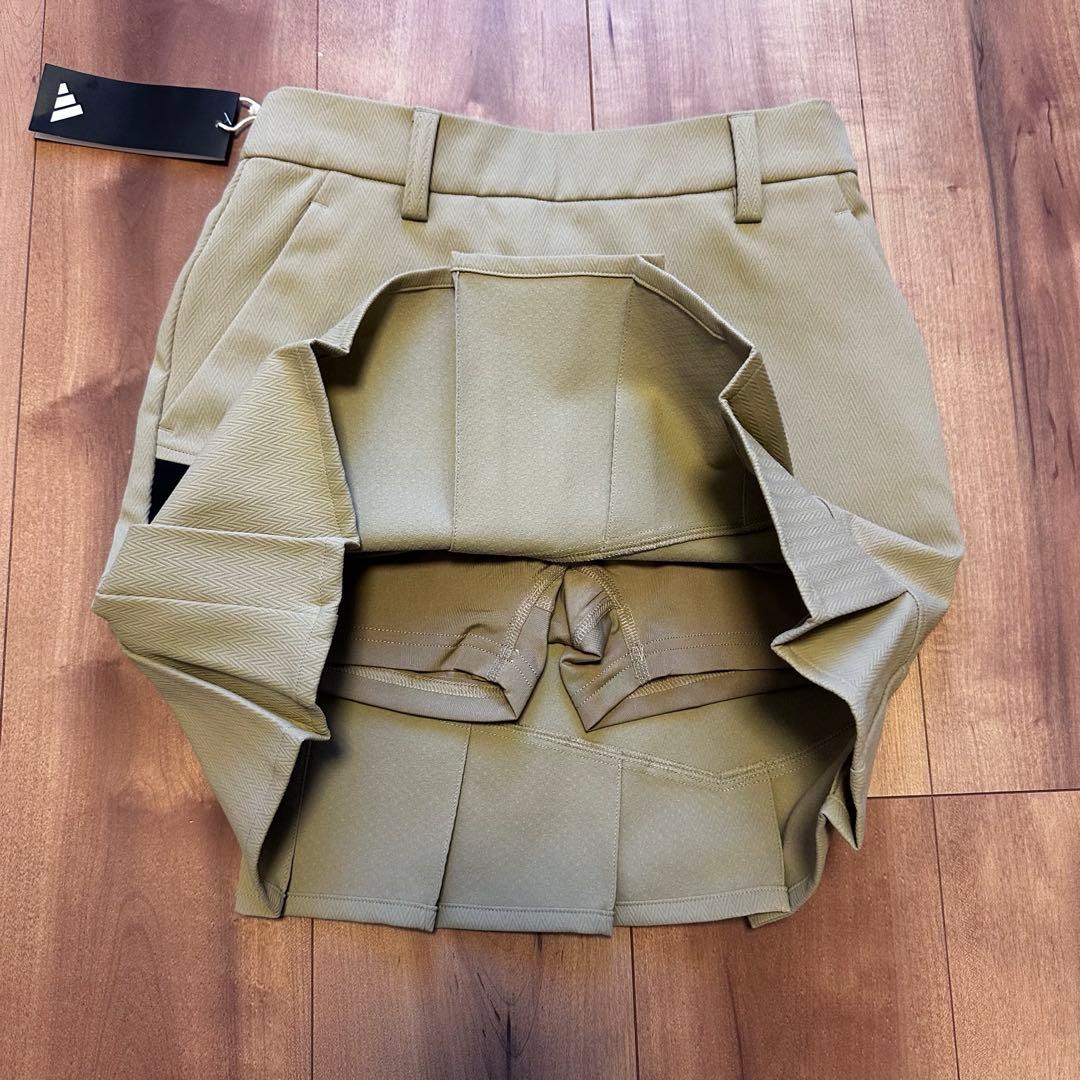 ダンボールニット　プリーツスカート　セットアップ　ベージュ　秋冬　長袖　フーディ