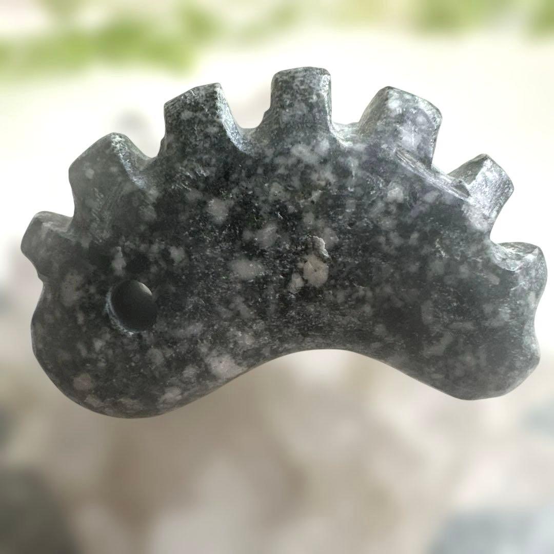 【遠野霊石】高波動霊石　龍神石　感謝の石　一ノ型　獣型勾玉　奇跡石