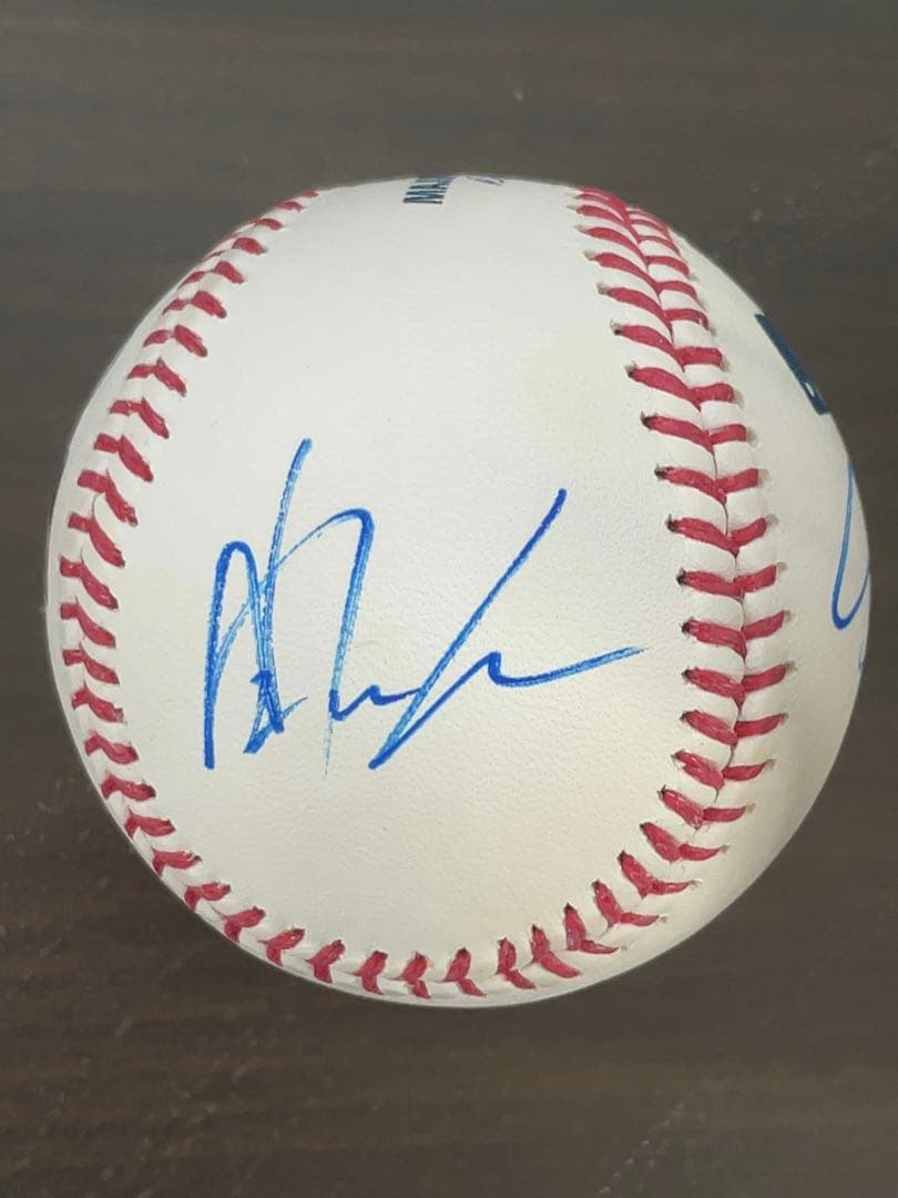 大谷翔平. 山本由伸. 佐々木朗希トリプル直筆サインボール