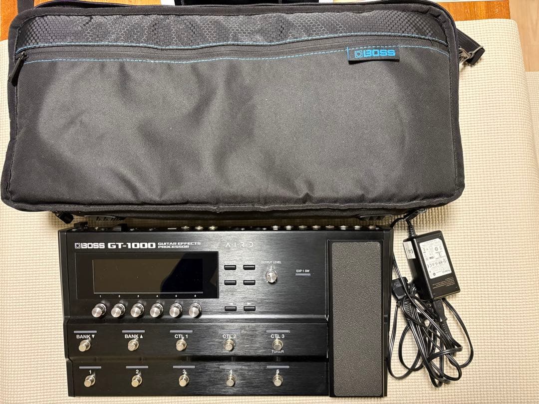 BOSS GT-1000 マルチエフェクター ＋ FV-500H（おまけ）