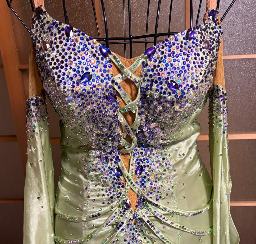 ライトグリーン スパンコール ダンスドレス