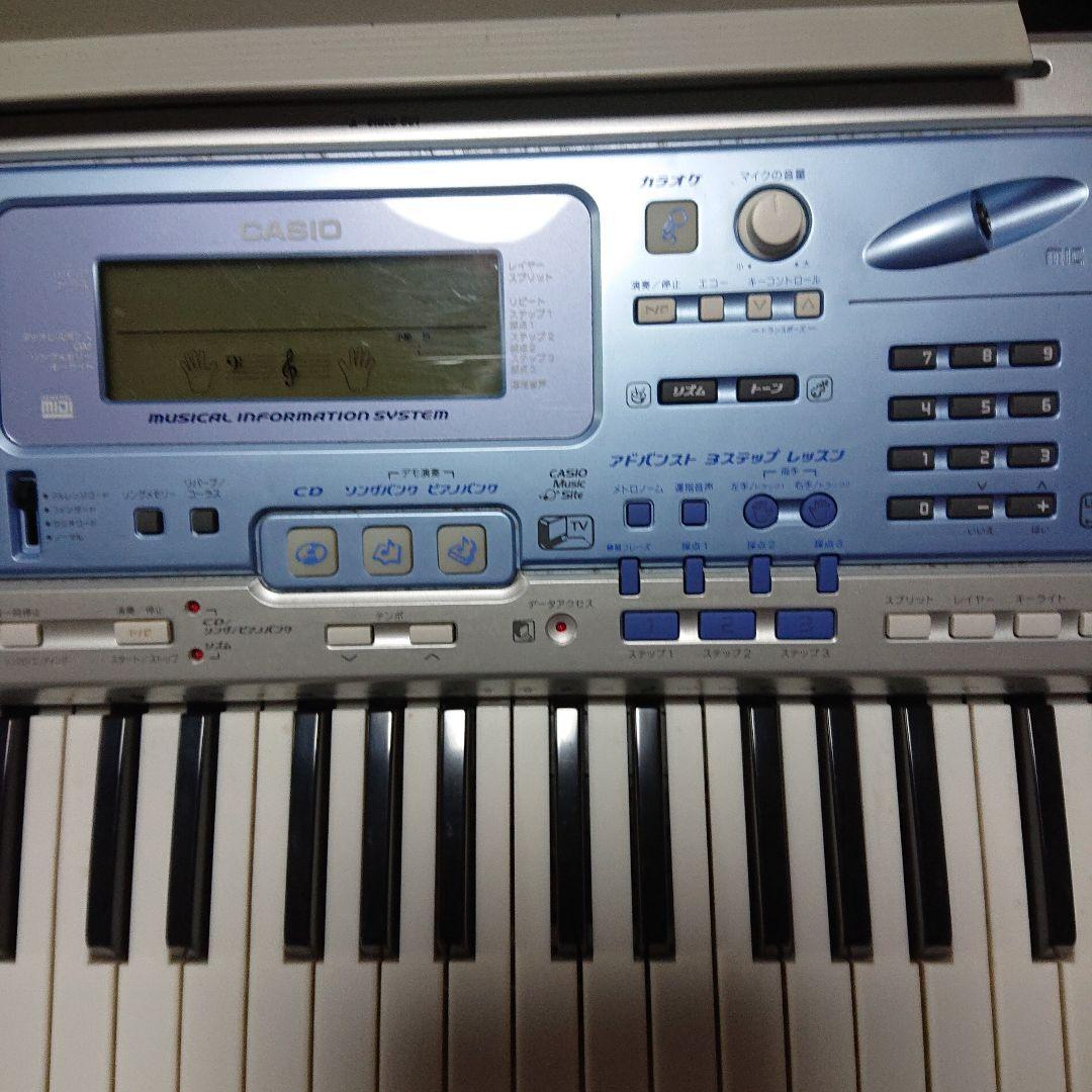 CASIO LK-100 61鍵盤電子キーボード 別売り持ち運べるケース付き