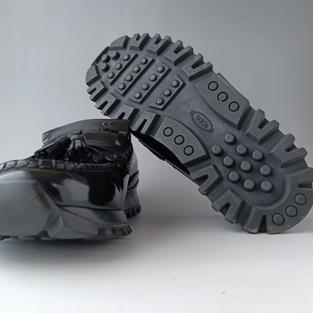 【美品】トッズ　ローファー フリンジ　厚底　TOD'S イタリア製　ブラック