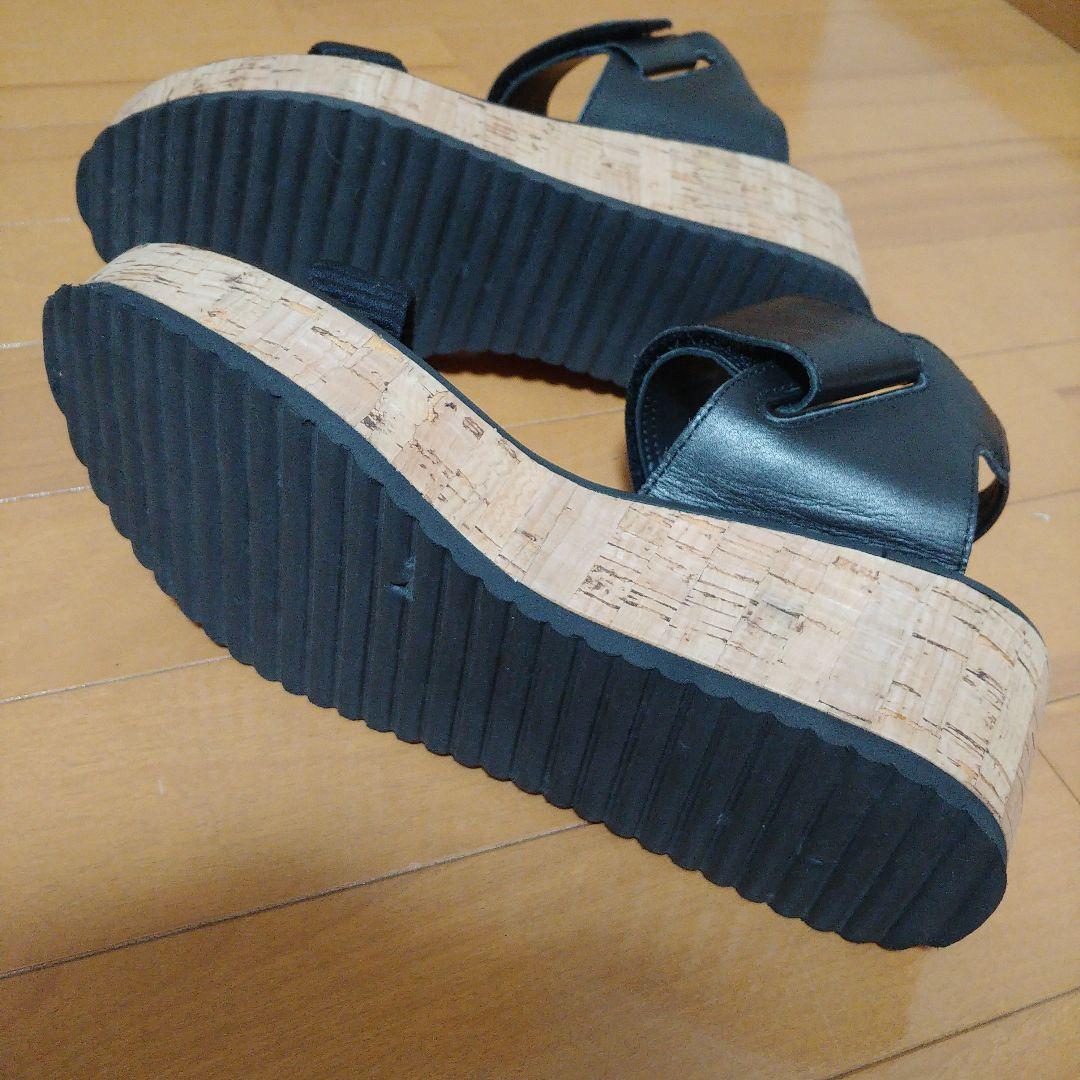 プリーツプリーズ イッセイミヤケ 靴　レディース　サンダル　黒