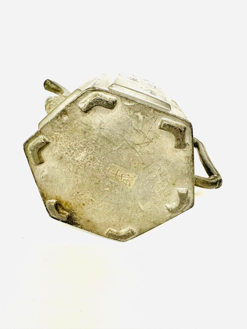 N890　茶道具　水注　錫製　約834g　六角形茶器　獅子彫刻付き