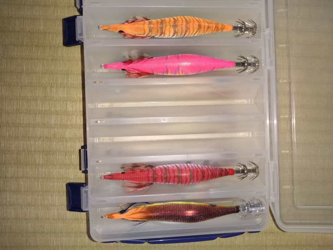 y’s　餌木51本と明邦バケットマウスBM-5000セット、ルアーボックス