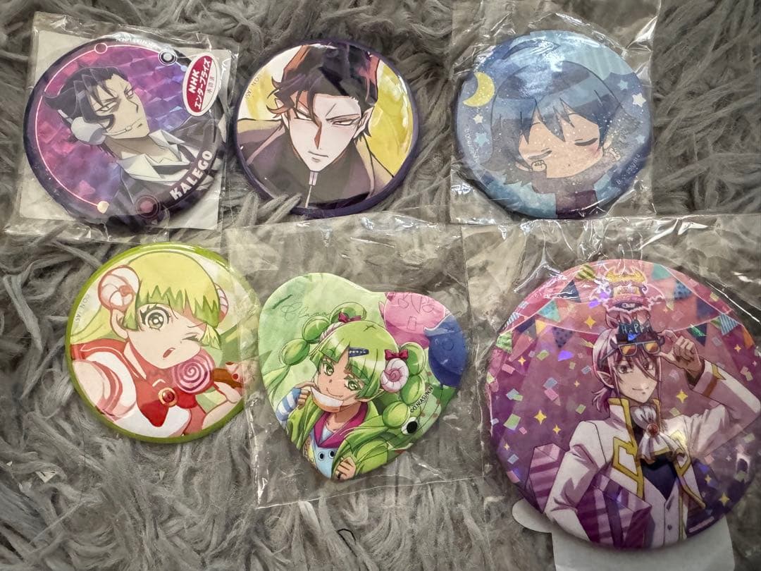 魔入りました！入間くん 缶バッジ