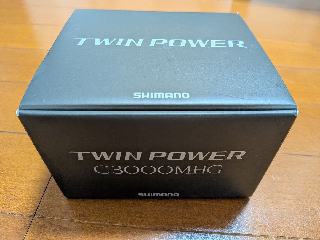 【新品未使用】シマノ 24ツインパワーC3000MHG