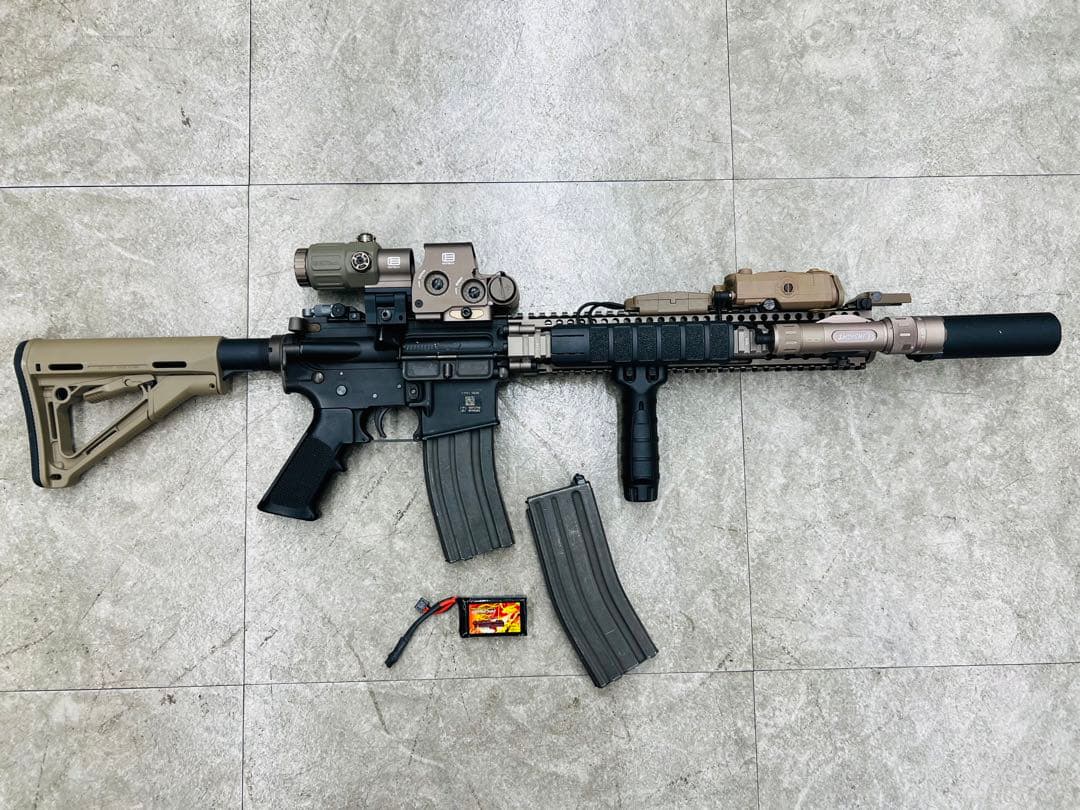 M4 システマ　PTW  電動ガン　MAX2 実物　トレポン　イオテック　特殊部