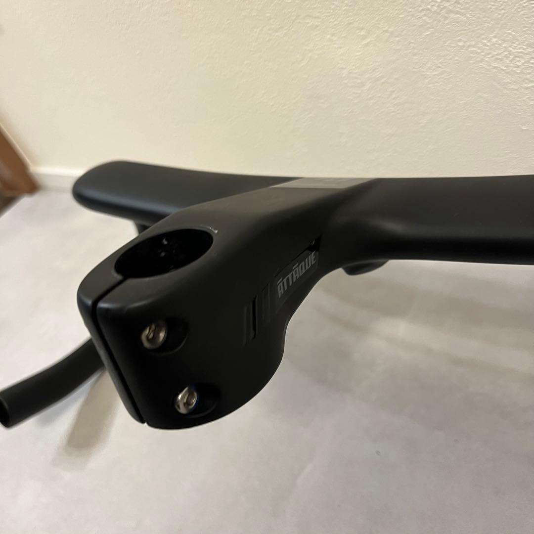 ATTAQUE ステム一体型カーボンハンドル GUST完成車取り外し品