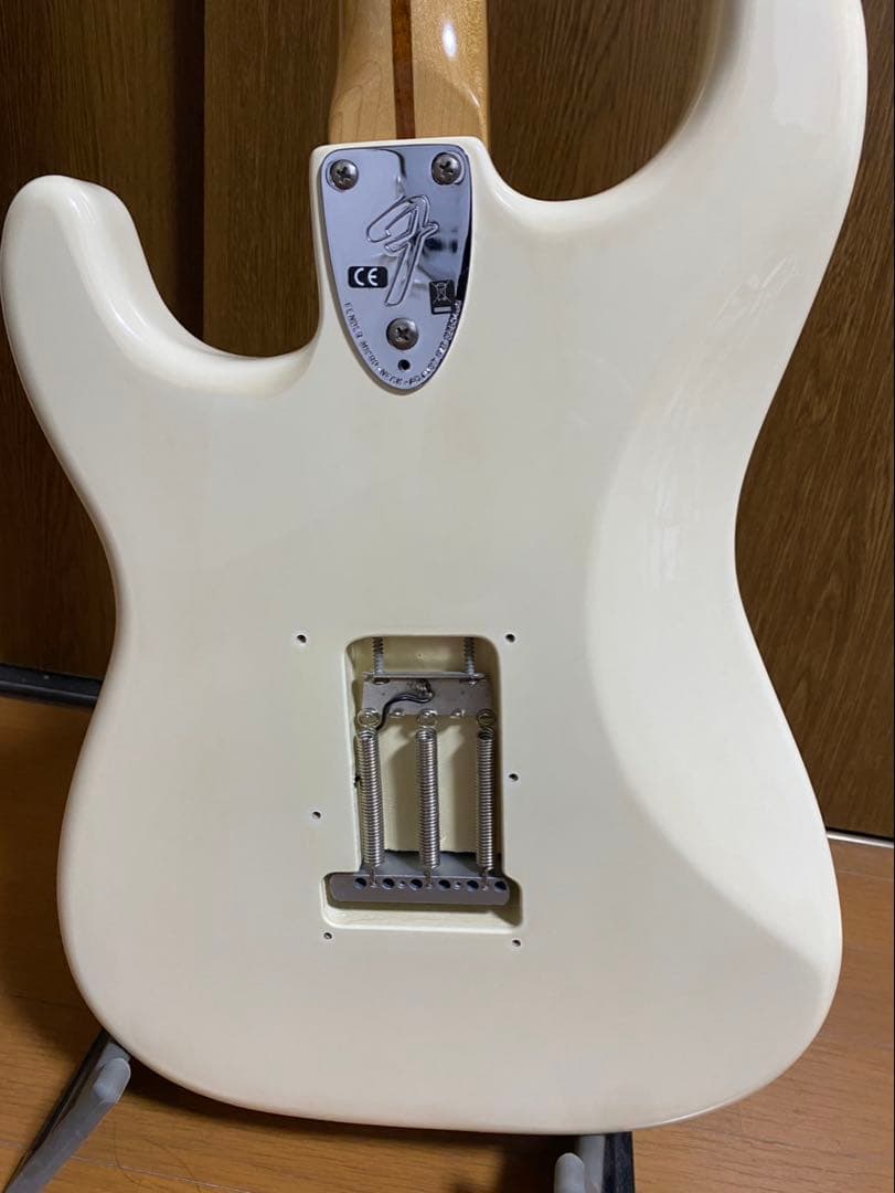 フェンダー　ストラトキャスター　メキシコ　2009年製造