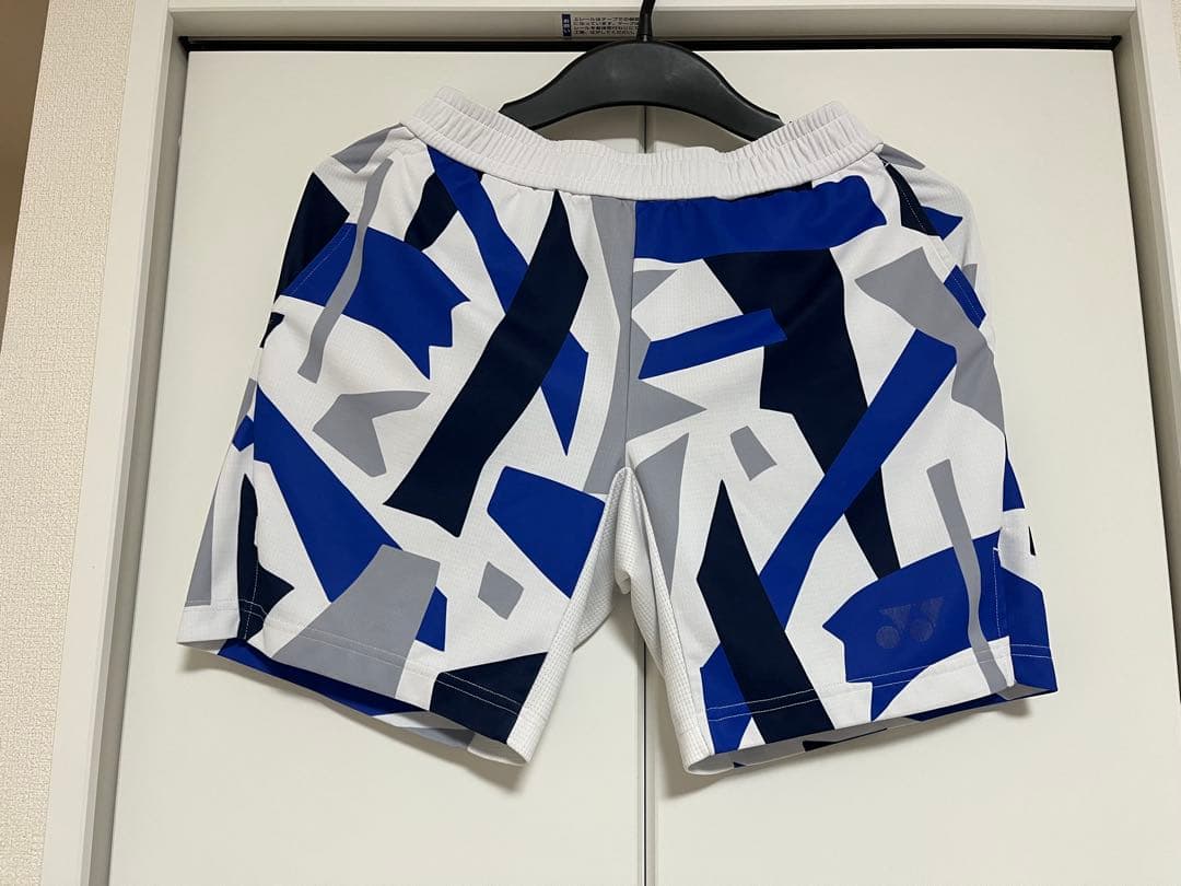 バドミントン　ヨネックス　ハーフパンツ　柄　青