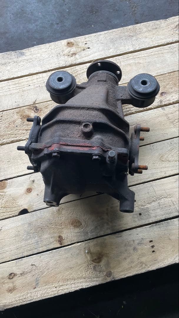 アルテッツァ GXE10 トルセン リア デフ ファイナル4.1 純正品