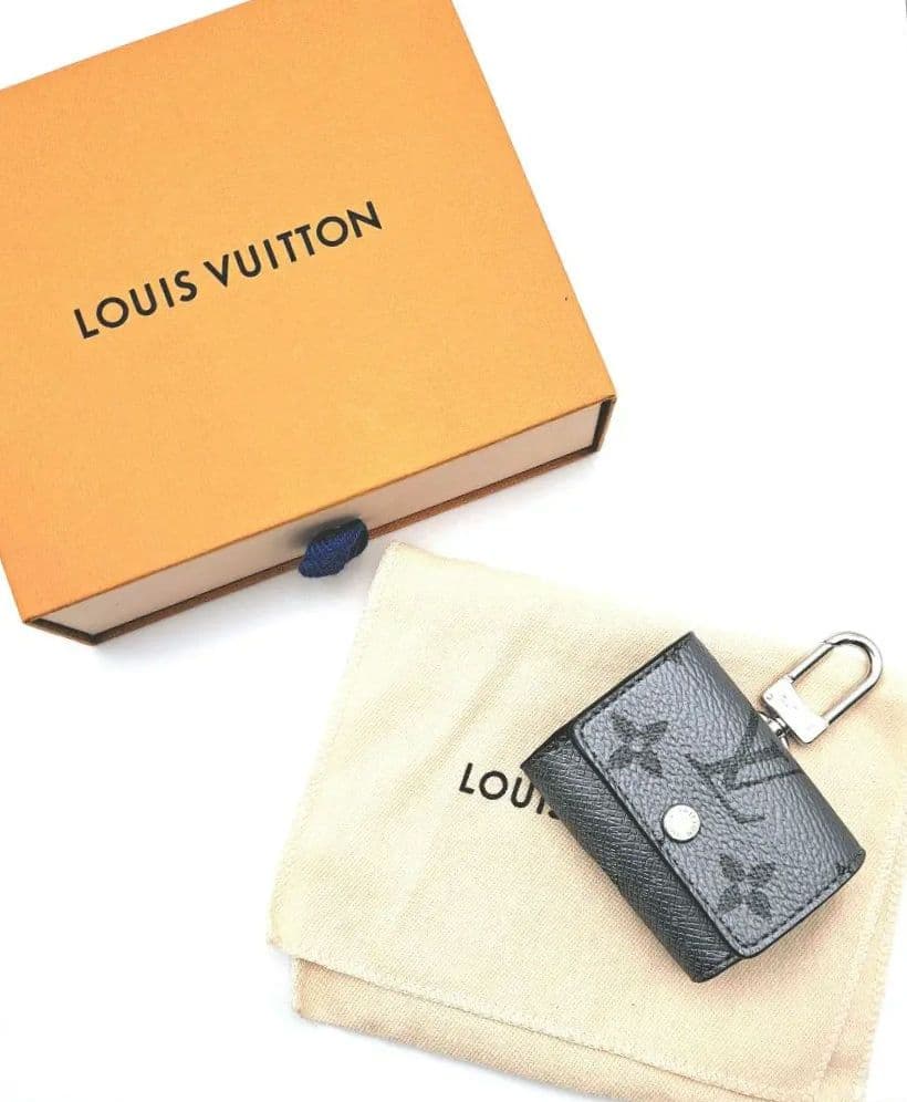 希少★Louis Vuitton ルイヴィトン　タイガLV イヤホンポーチ