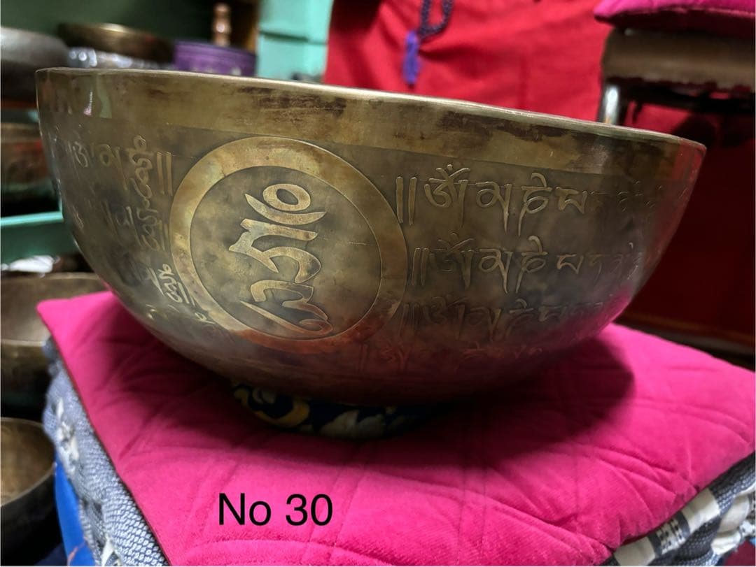 2025 シンギングボウル 装飾的な金属製ボウル 36cm No30