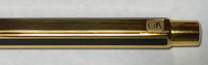 ★新品箱入り★CARAN d'ACHE ヘクサゴナル/ボールペン 純正漆 黒×金