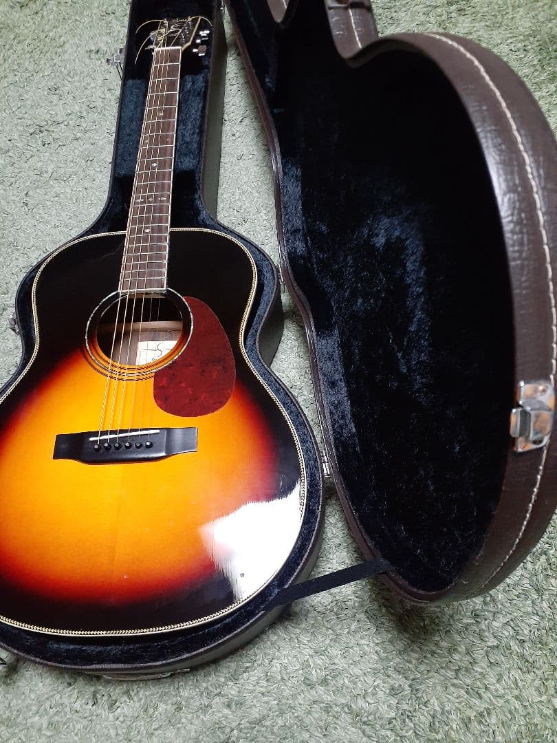 ヤイリギターケース付き　ジャンク修理済み　さユり楽譜