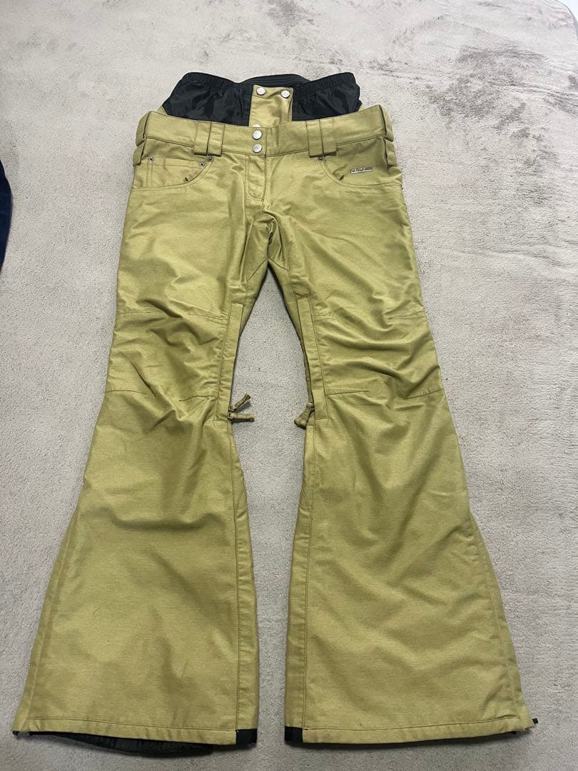 スノボ　ウェア　ロキシー　ジャケット　パンツ　エスケープ　上下セット　アニマル