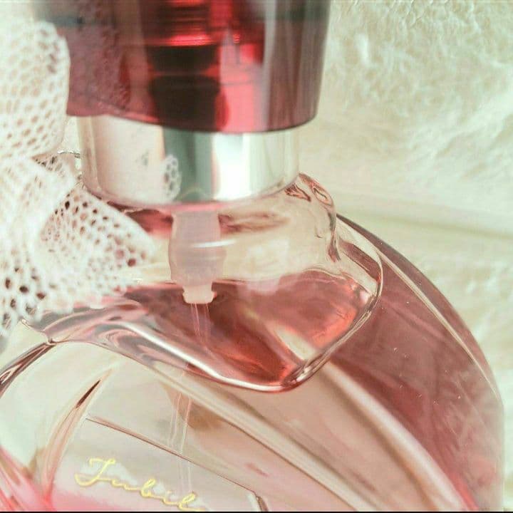 ハウスオブローゼ ジュビリーローズ オードパルファム