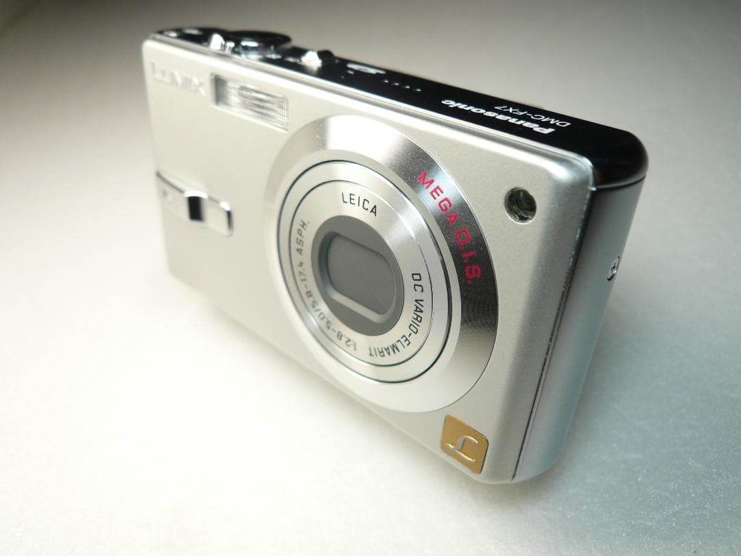 LUMIX★DMC-FX7⭐️極美品⭕️安心の実働品★シルバー