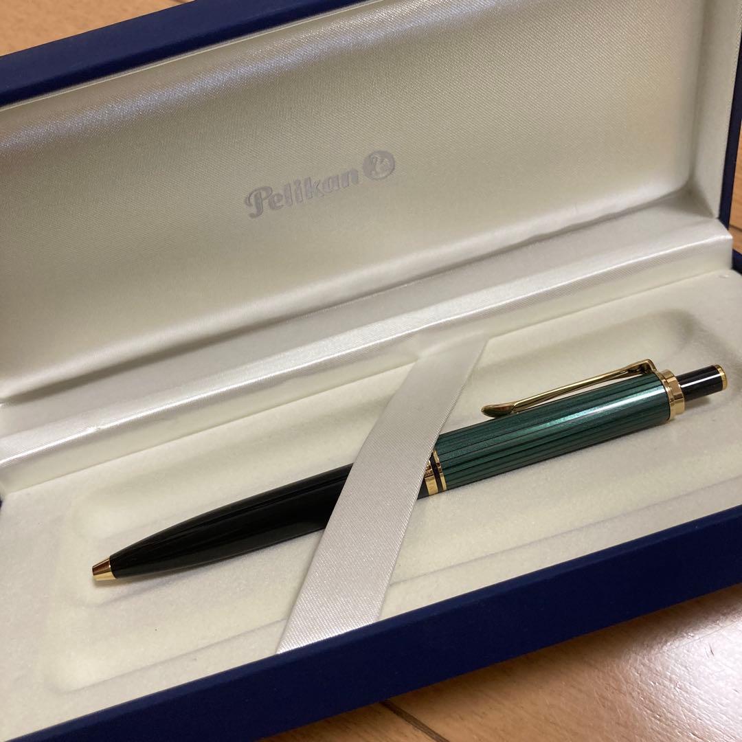 【新品未使用】ペリカン　スーべレーン　ノック式ボールペン　緑縞