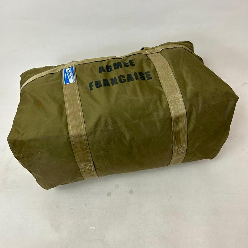 【希少】【新品】フランス軍 AERAZUR パラシュートバッグ 65L 金属