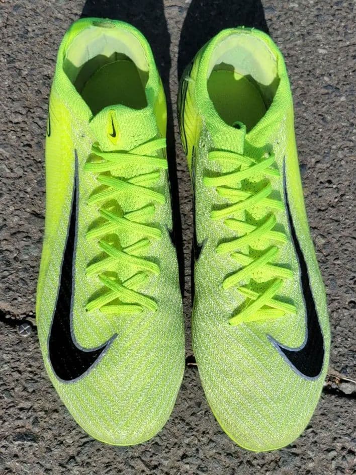 NIKE ズーム マーキュリアル ヴェイパー 16 エリート AG-PRO