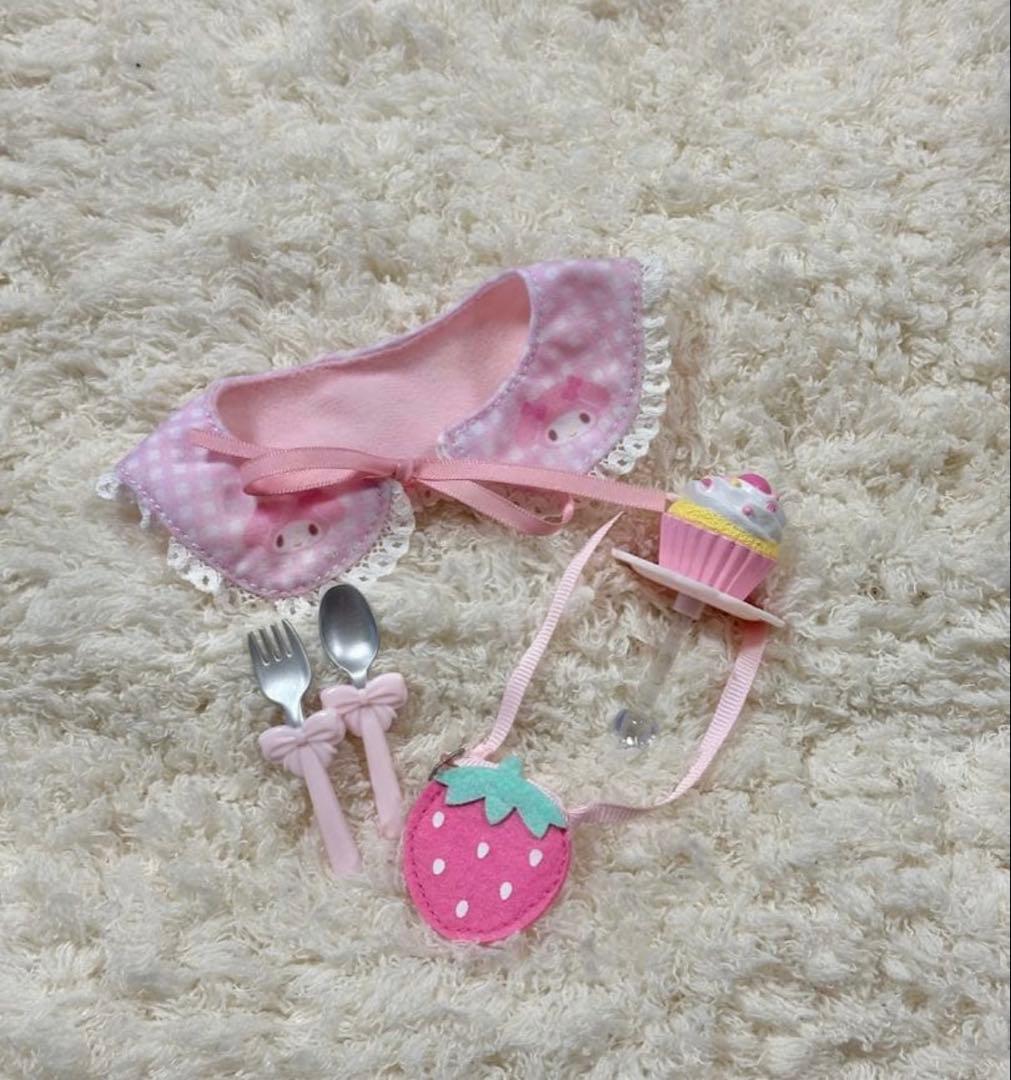 ぴたっとふれんず　マイメロディー　サンリオ　お洋服セット