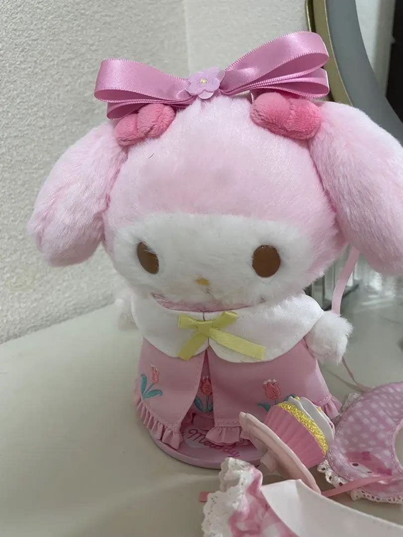 ぴたっとふれんず　マイメロディー　サンリオ　お洋服セット