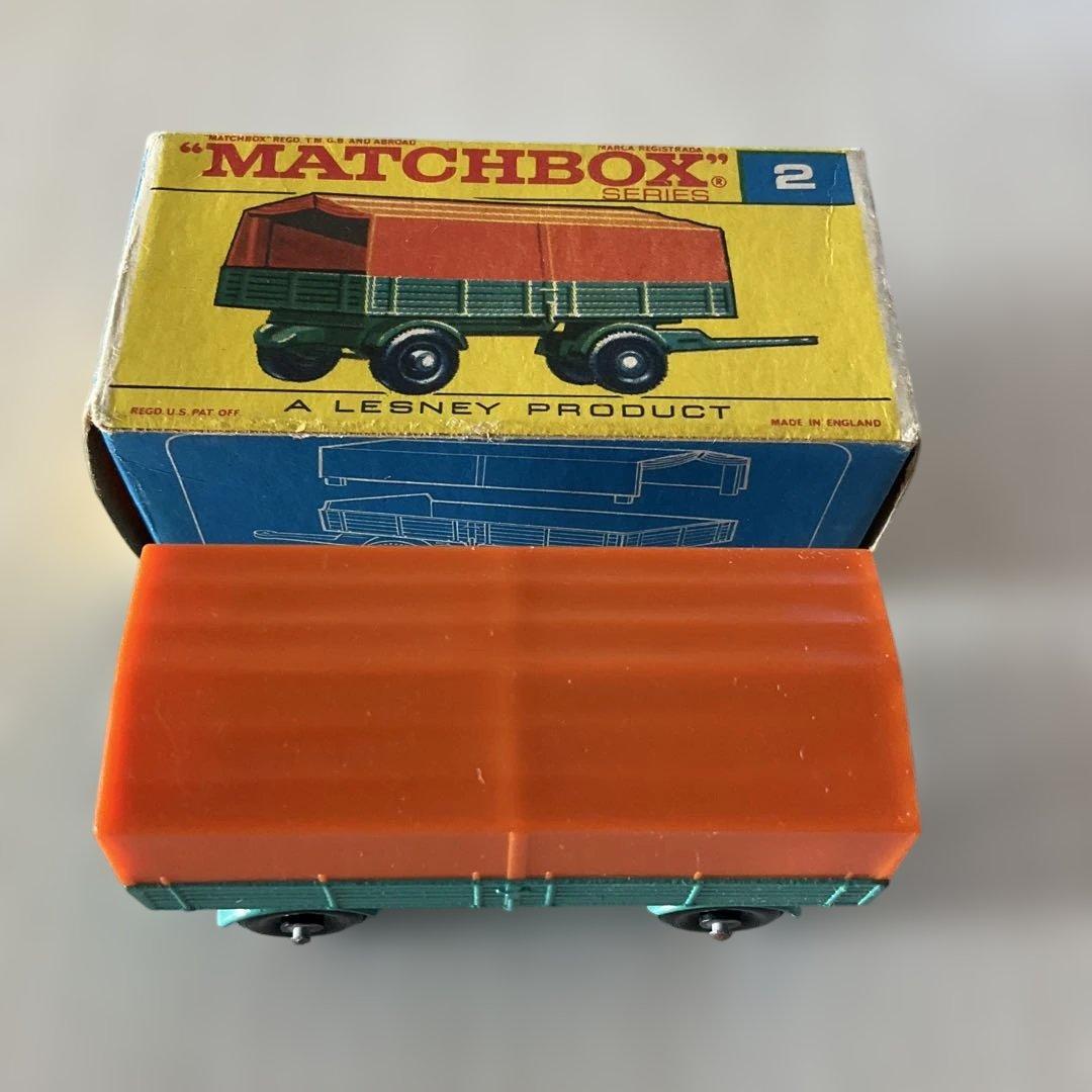 ミニカー　マッチボックス　2 メルセデス　トレーラー