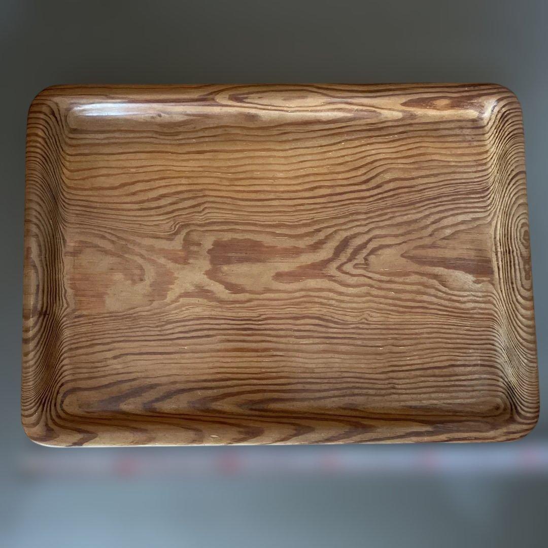 「時を纏う、肥松の角盆。」　　　　　　一献が特別になる盆　日常使いの盆