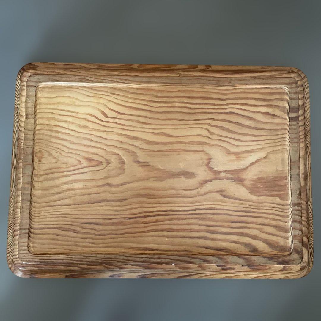 「時を纏う、肥松の角盆。」　　　　　　一献が特別になる盆　日常使いの盆