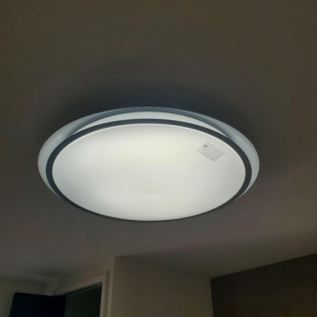 【美品】TOSHIBA LEDシーリングライト 14畳 直径63cm リモコン付