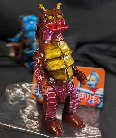 キーラ＆サイゴ　ウルトラマン登場怪獣（ブルマァク復刻）ソフビ２体セット