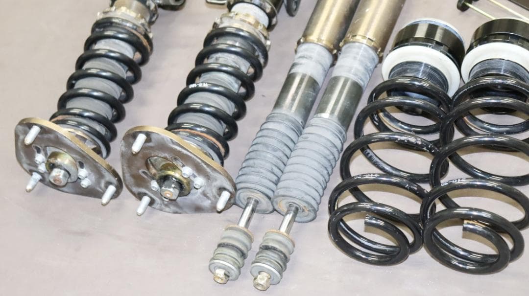 トヨタ プリウス ZVW30 ZVW35　RUSH(ラッシュ) 　車高調