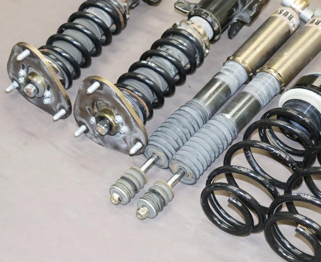 トヨタ プリウス ZVW30 ZVW35　RUSH(ラッシュ) 　車高調