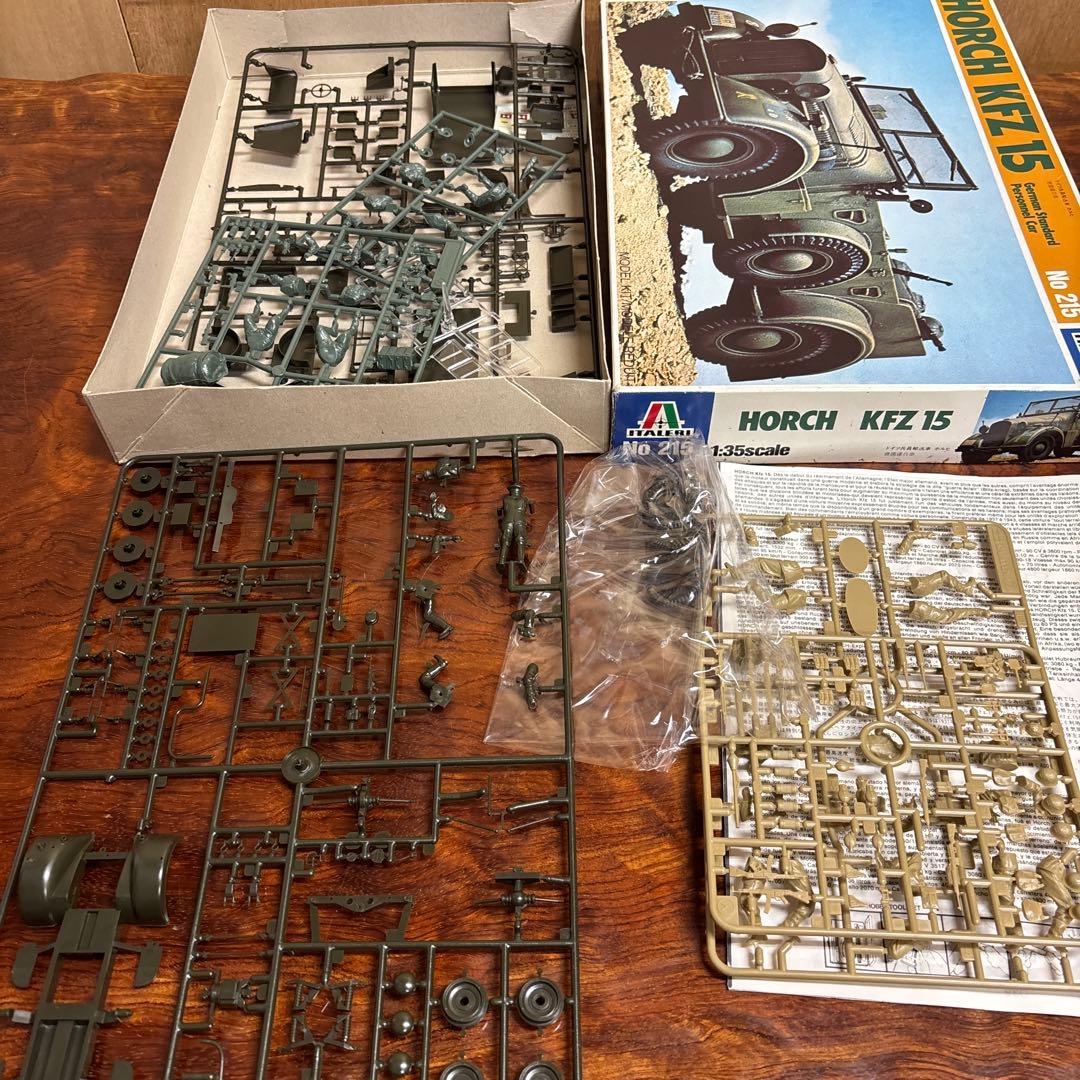 1/35スケール ドイツ軍車両モデルキット5点セット　0126o122