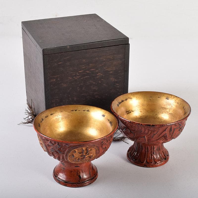根来塗　朱塗　金彩　紅葉刻　漢詩刻　杯　一對　時代箱付　F　R8032