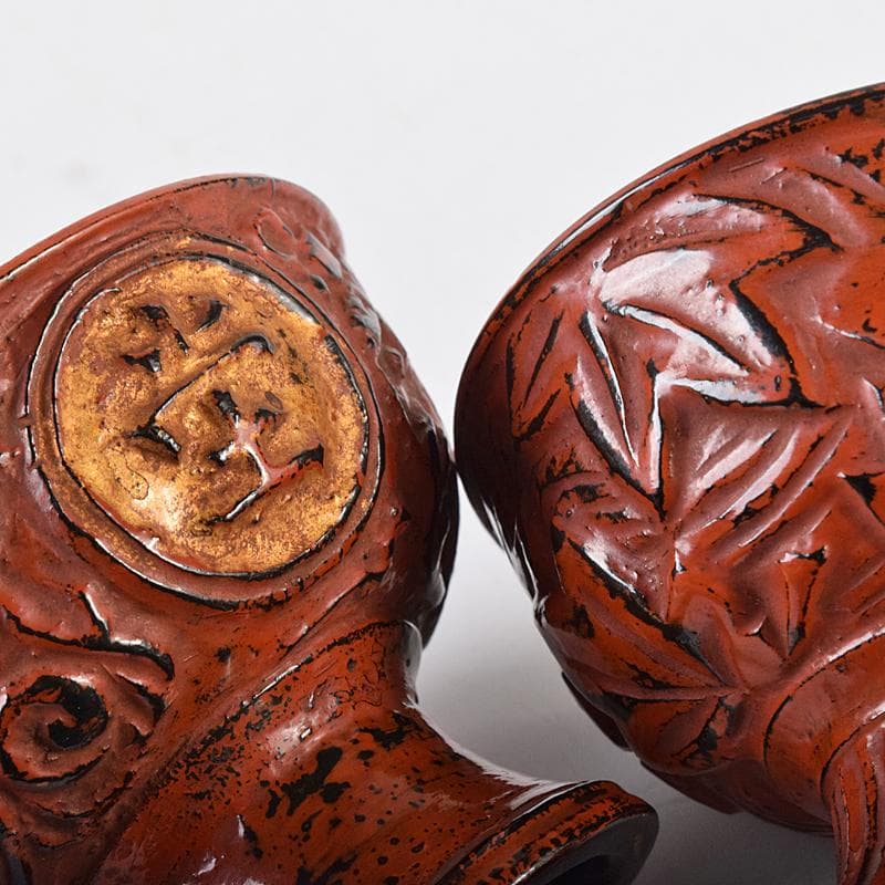 根来塗　朱塗　金彩　紅葉刻　漢詩刻　杯　一對　時代箱付　F　R8032