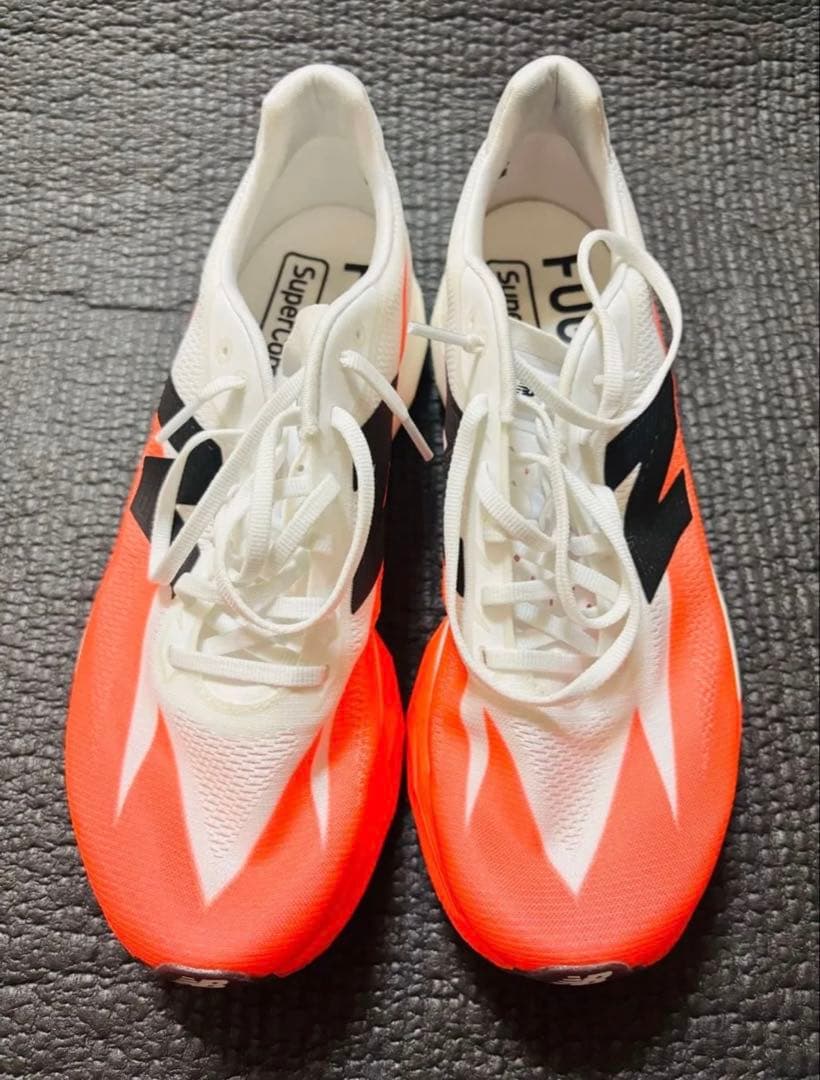 ニューバランス　FuelCell SuperComp Elite v5 25.5