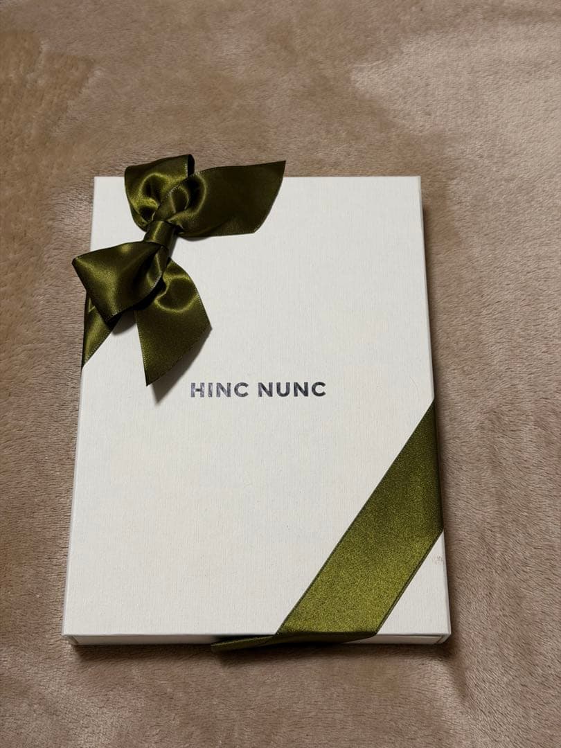 HINC NUNC ギフトボックス ホワイト
