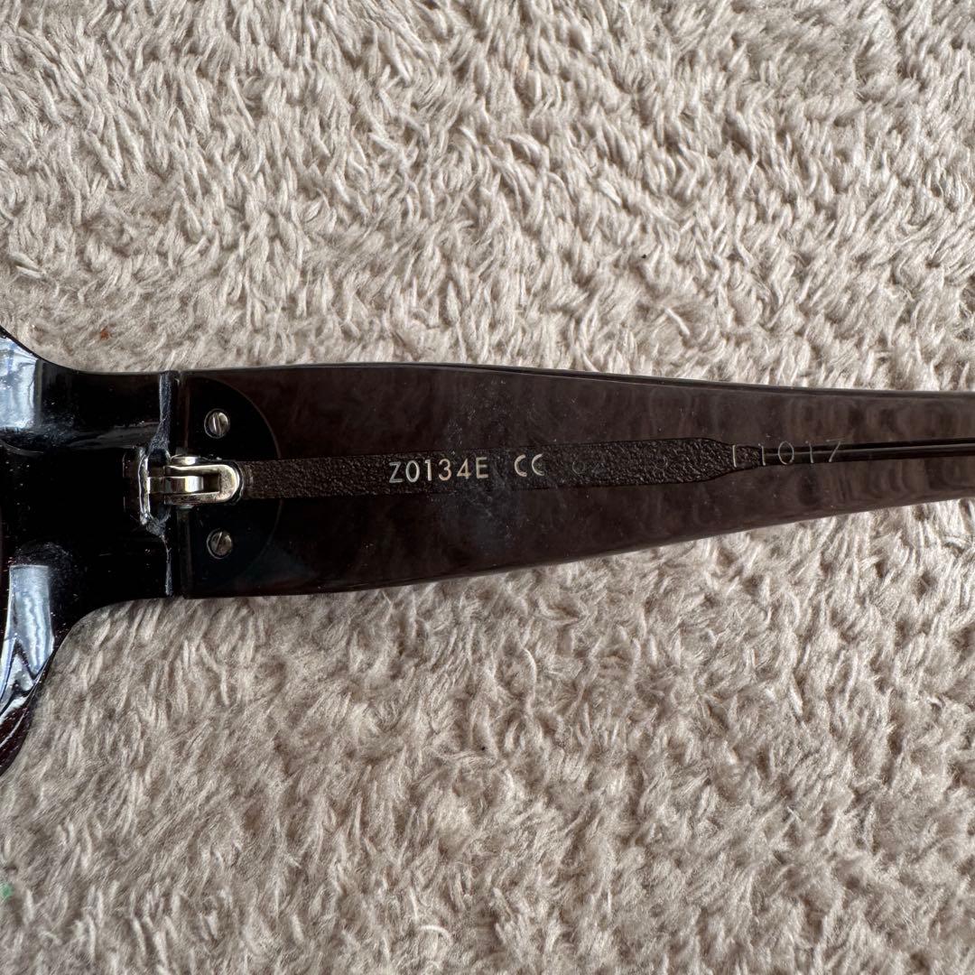 Louis Vuitton ウルスラストラスサングラス パープル Z0134E