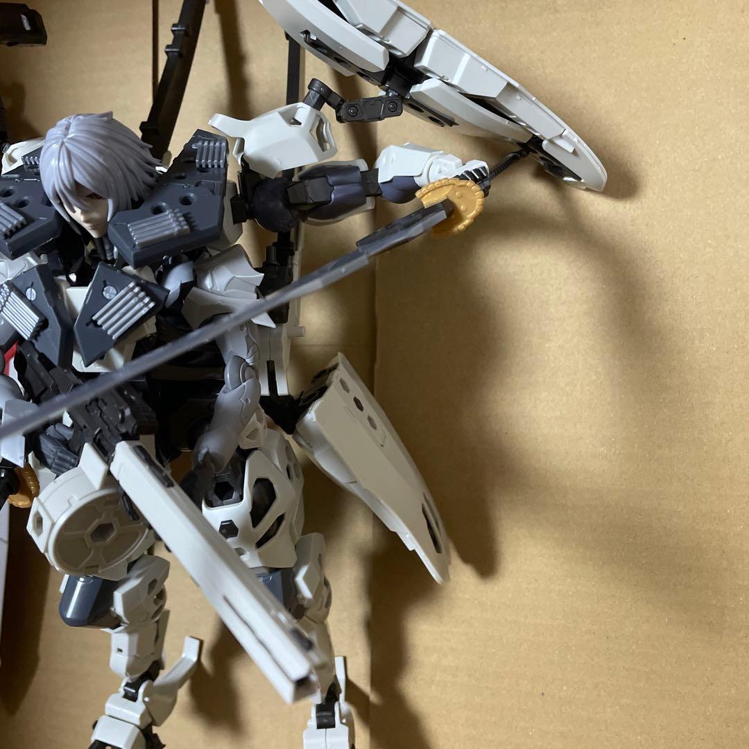 ジルコニアブイトール　ミキシングジャンク品　完成品　ヘキサギア　メガロマリア