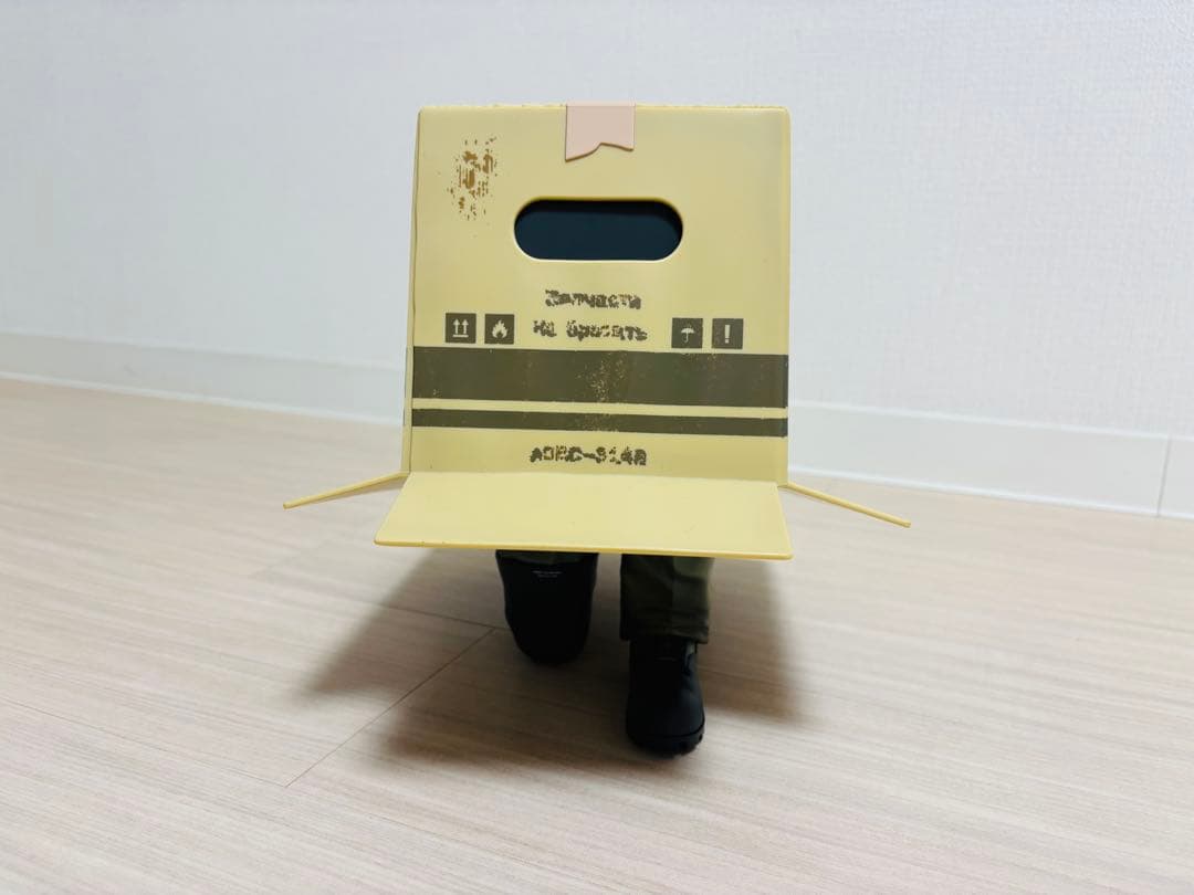 メタルギアソリッドΔ 一番くじ A賞 ダンボール潜入ティッシュケース