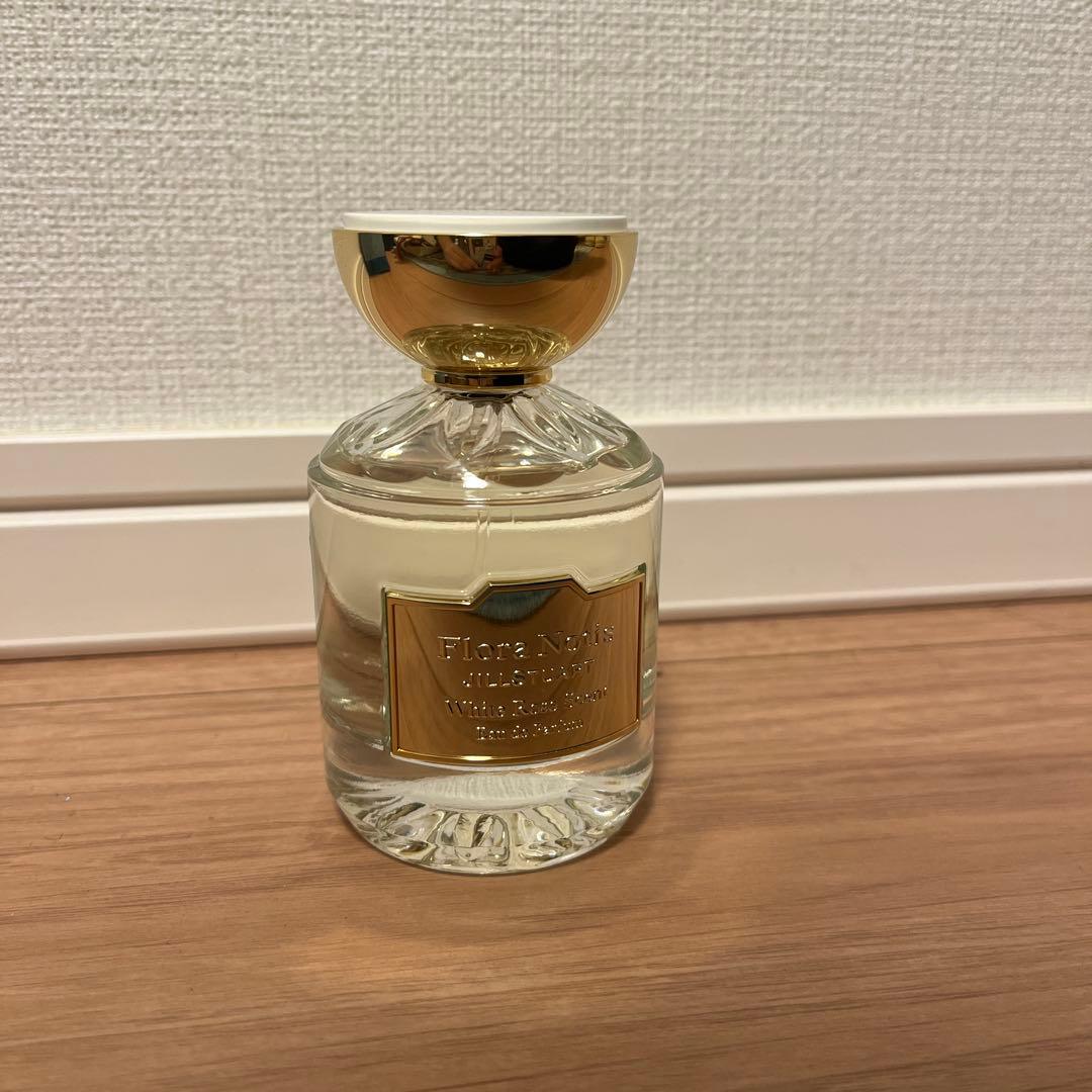 Flora Notis Jill Stuart ホワイトローズ オードパルファン