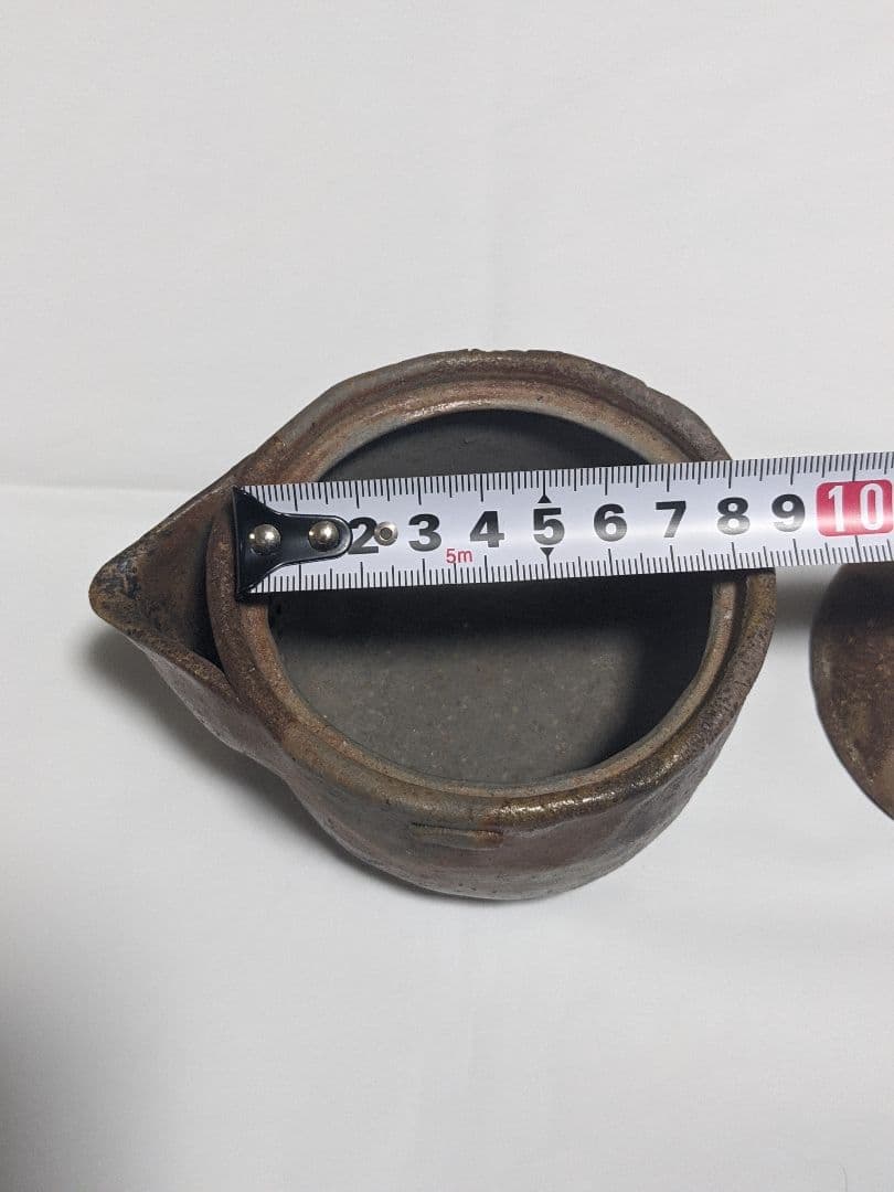 宝瓶（陶印あり）箱なし、説明書なし。