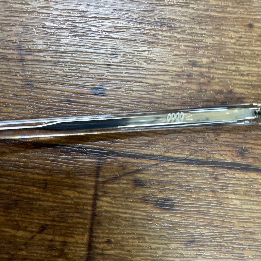 999.9 M-18 フォーナインズ