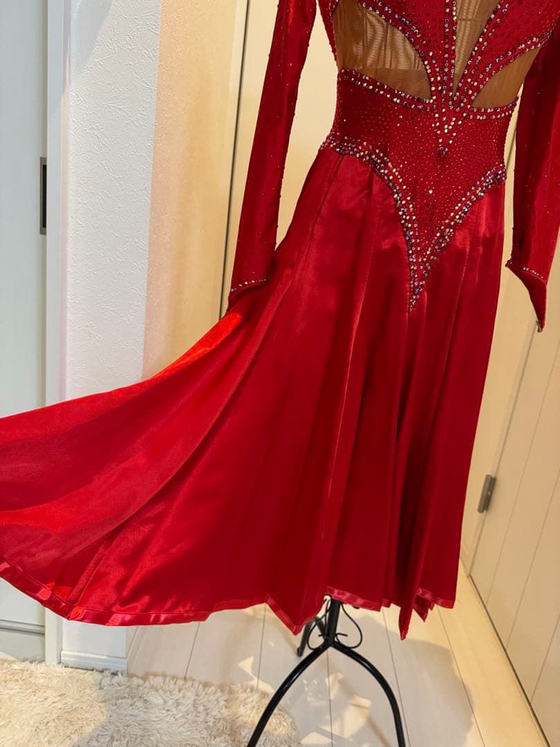 ダンスドレス　レッド