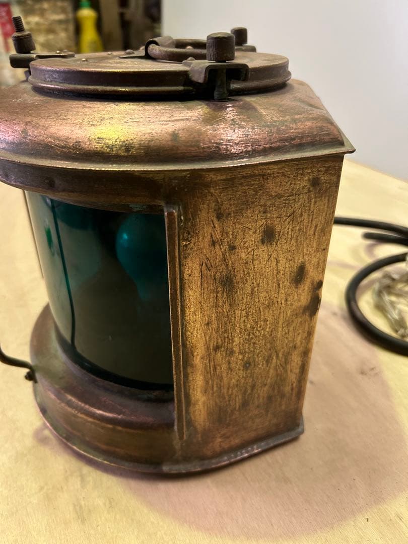 レトロスタイル 金属製ランタン